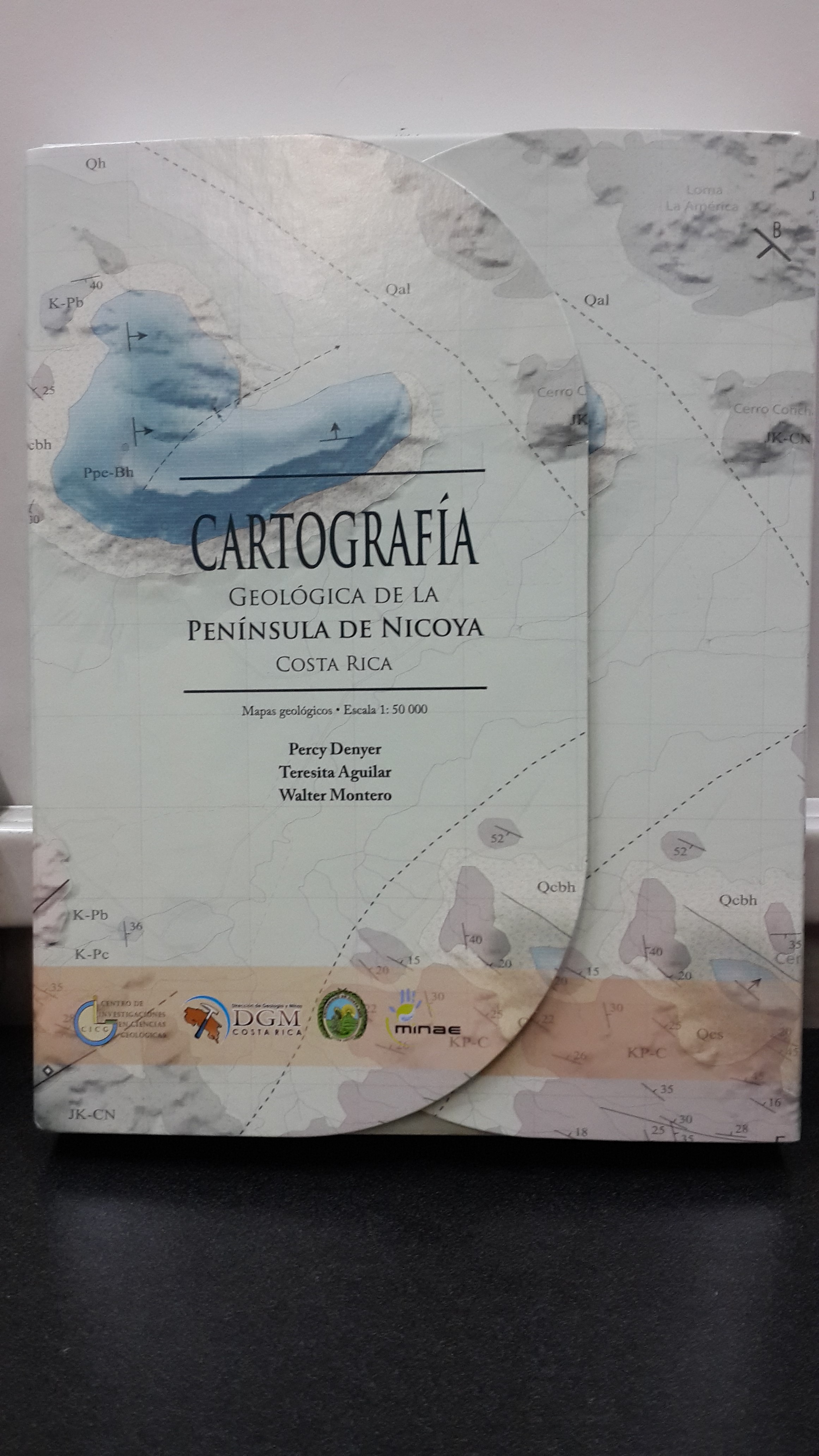 Los mapas cubren en total un área de 6.098 kilómetros cuadrados. Fotografía cortesía de Editorial UCR.