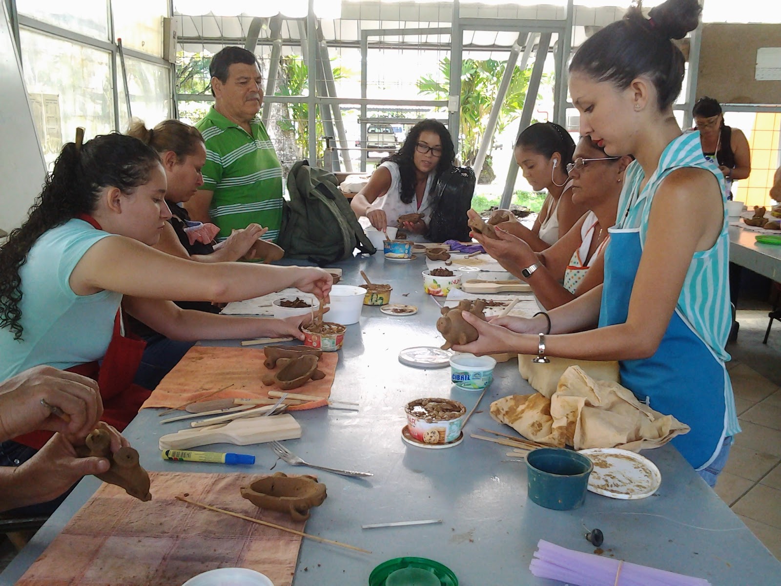 img-noticia-El proyecto facilita espacios de aprendizaje de distintas disciplinas y saberes, que se aprovechan para reflexionar sobre temas de género. Foto cortesía del proyecto.