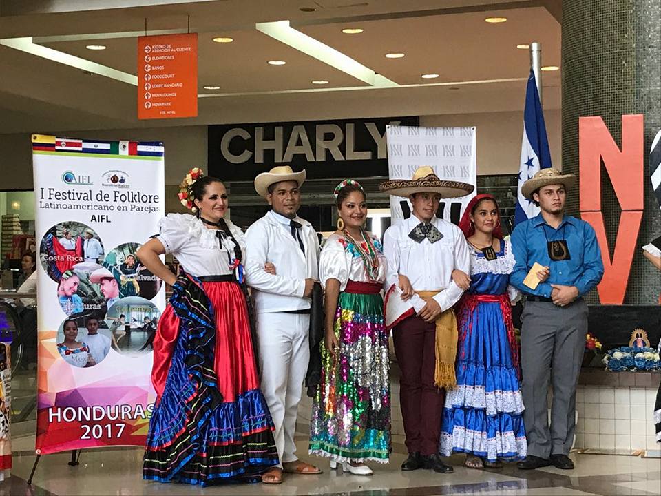 Danza Huanacaxtle realiza una presentación en el Gimnasio de la Sede este 10 de noviembre a las 6:00 p.m.Foto Danza EC-33