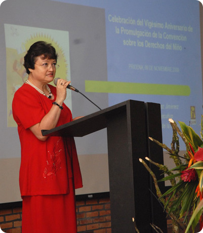 img-noticia-La coordinadora del PRIDENA, Carmen Castillo Porras, participó como ponente en el Simposio organizado en Colombia.  Foto: sitio web PRIDENA.