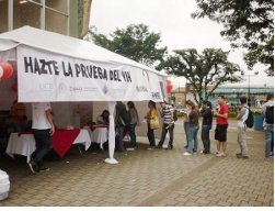 Jornada de prevención realizada en el pretil de la Sede Rodrigo Facio los días 23 y 24 de setiembre del 2010