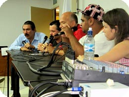 Grabación del programa desde el miniauditorio de Ciencias Sociales. Los productores  declaran: 