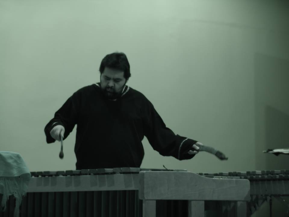 img-noticia-El maestro Javier Nandayapa Velasco pertenece a una familia tradicional dedicada a la marimba en México.