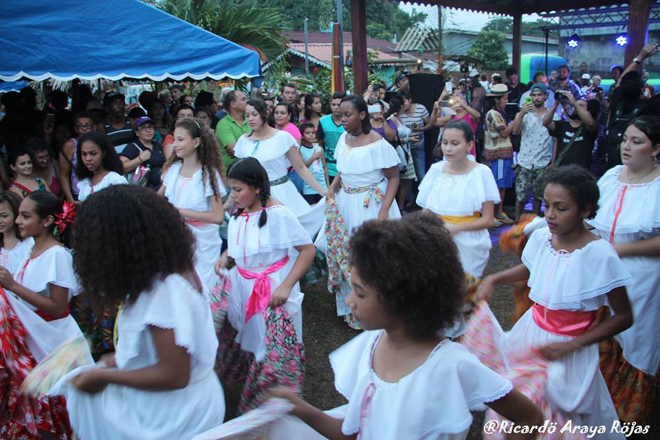 El I taller dirigido a la  Niñez y Adolescencia se realizará el viernes 17 de marzo de 5:00 p.m. a 7:30 p.m.  en la  Casa de la Cultura.