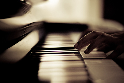 img-noticia-La actividad contará con la participación del pianista Manuel Matarrita.  Foto ilustrativa tomada de google images.