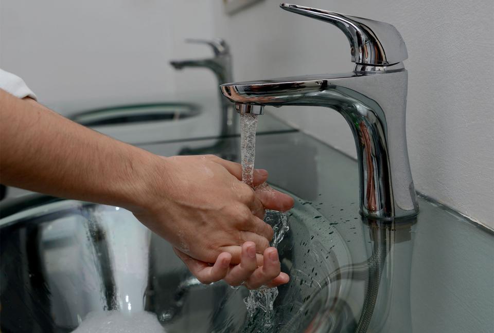 Las buenas prácticas del consumo de agua, tanto en ámbitos domésticos como en la actividad agrícola-ganadera y la industria -incluida la generación de energía- son los retos que enfrenta el mundo frente al estrés hídrico que sucede en muchas regiones del planeta. Foto archivo ODI