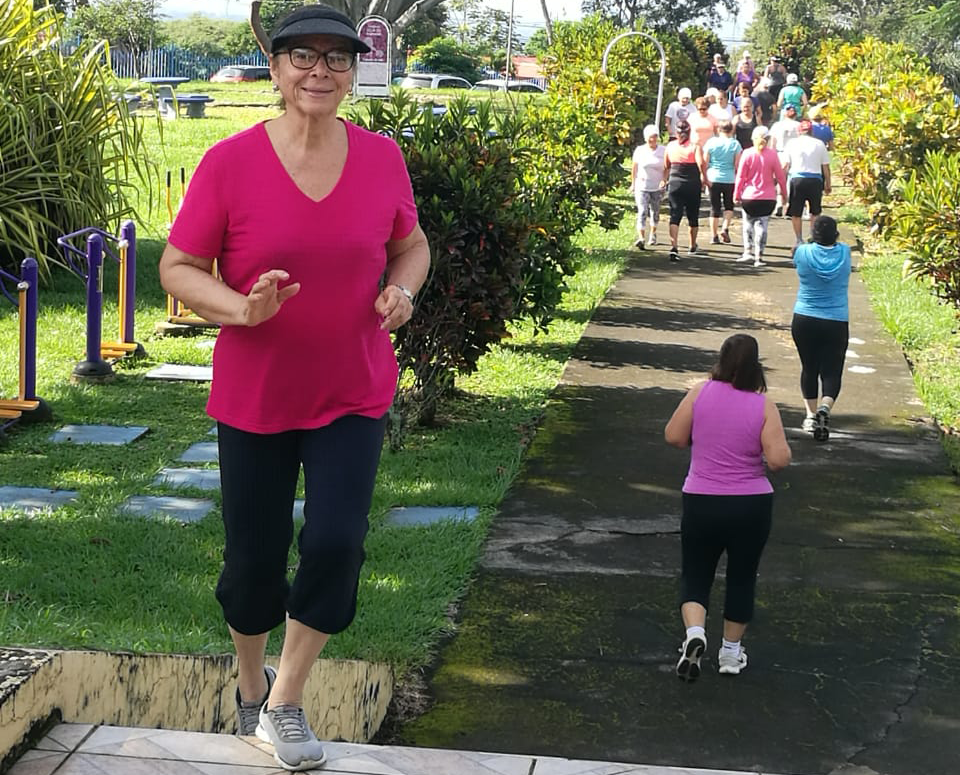 En el curso se toman en cuenta la resistencia, cuidado cardiovascular y flexibilidad de cada persona.