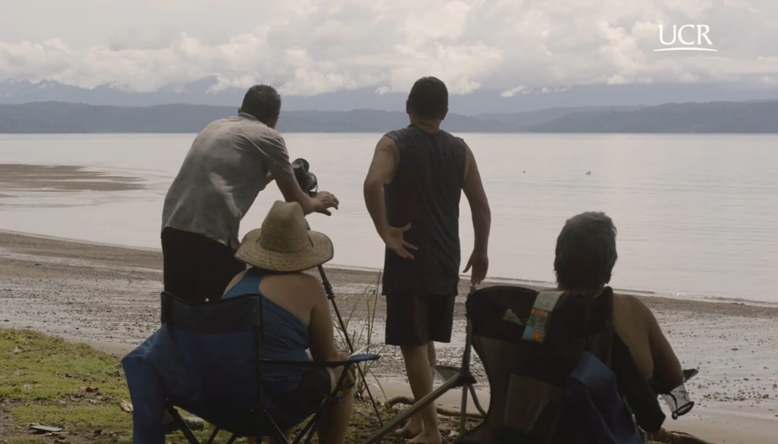 Proyecto Senderos Los Patos hacia el Parque Nacional Corcovado. Imágenes del documental del mismo nombre. Autoría Hannia Rodríguez y Pedro Murillo. 